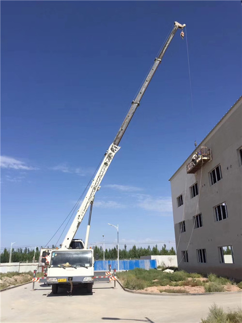 朔城区“轻装强干”—— 吊车的 “轻量化臂架” 技术
